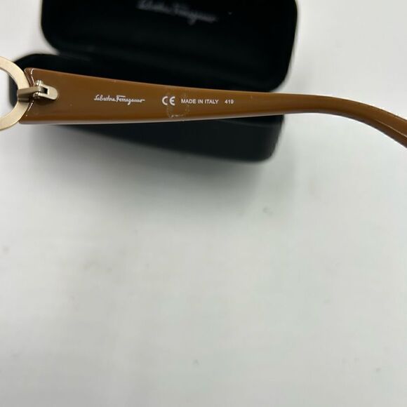 Women’s Salvatore Ferragamo, sunglasses made in Italy